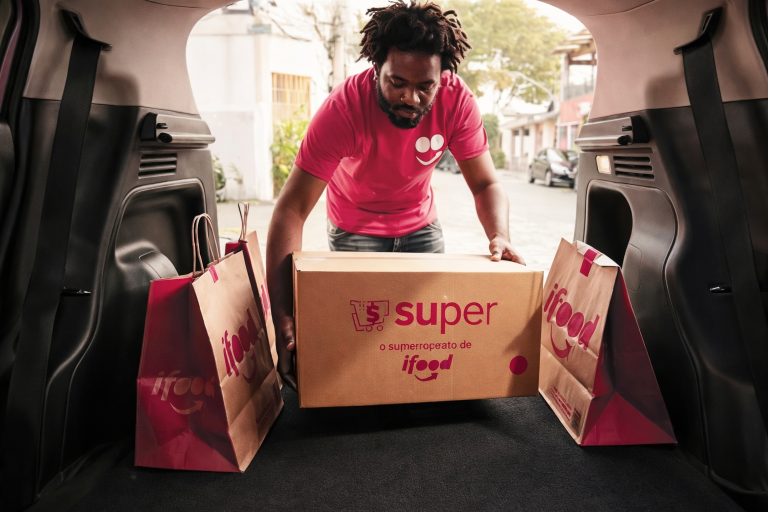 Apps de delivery ampliam serviços e passam a oferecer até passagens aéreas