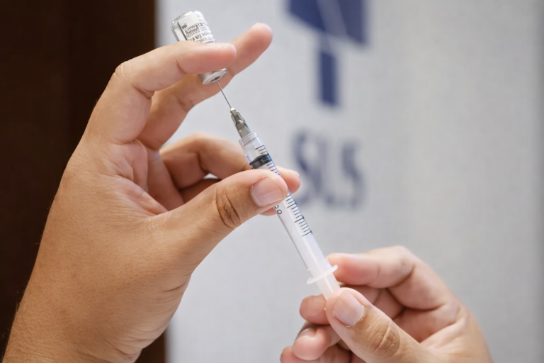 Campanha de vacinação contra a gripe 2026 começa no SUS