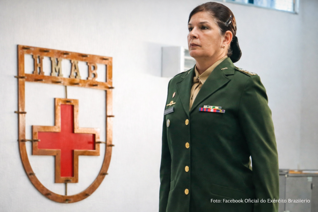 Cláudia Gusmão assume como primeira general mulher do Exército Brasileiro